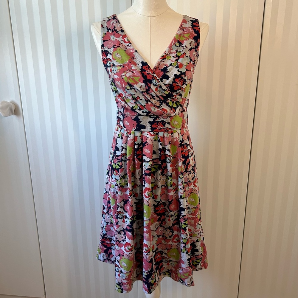 Land’s End white pink green blue floral stretchy fitted dress Size S